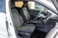 Renault Clio ICONIC TCE 30