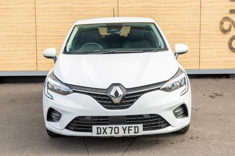 Renault Clio ICONIC TCE 5