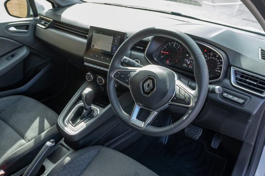 Renault Clio ICONIC TCE