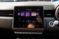 Renault Clio ICONIC TCE 24