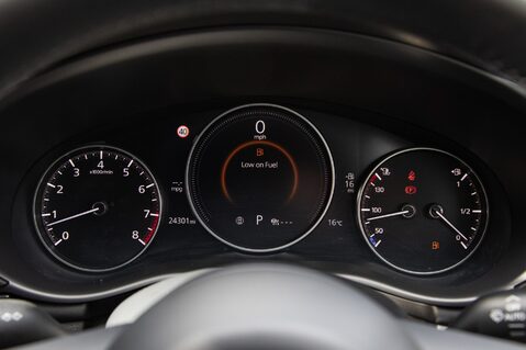 Mazda 3 SPORT LUX MHEV 15