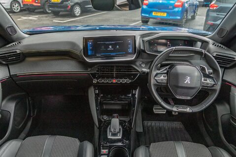 Peugeot 2008 PURETECH S/S GT 3