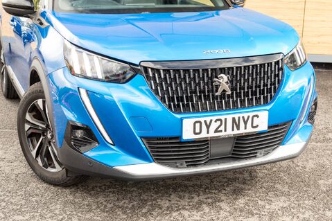 Peugeot 2008 PURETECH S/S GT 10