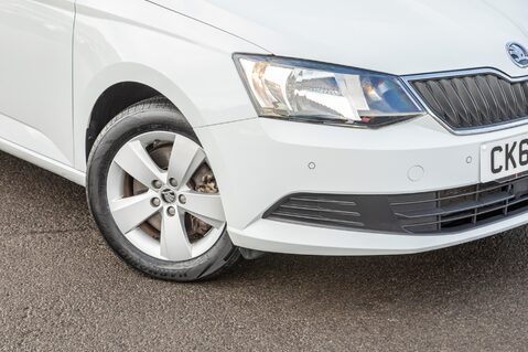 Skoda Fabia SE TSI DSG 11