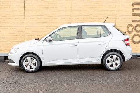 Skoda Fabia SE TSI DSG 13