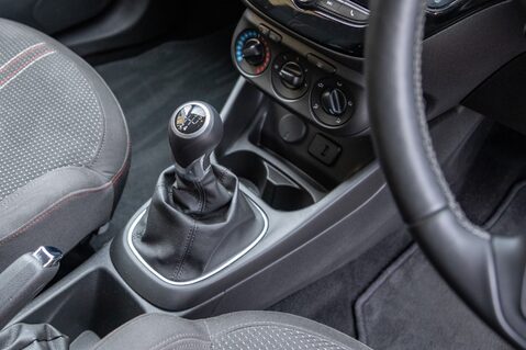 Vauxhall Corsa GRIFFIN S/S 29