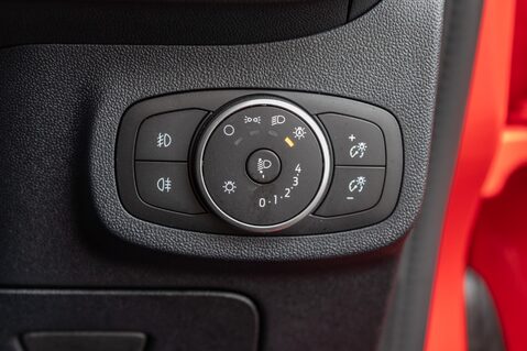 Ford Fiesta TREND 16