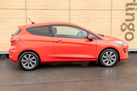 Ford Fiesta TREND 12