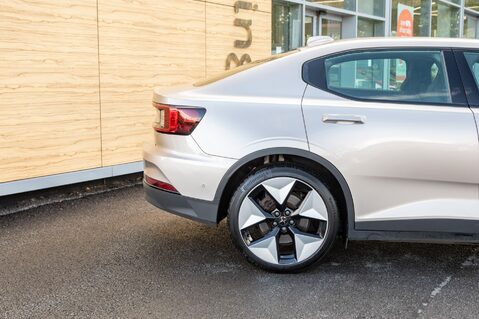 Polestar 2 BASE 7