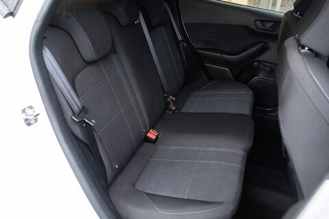 Ford Fiesta TREND 31