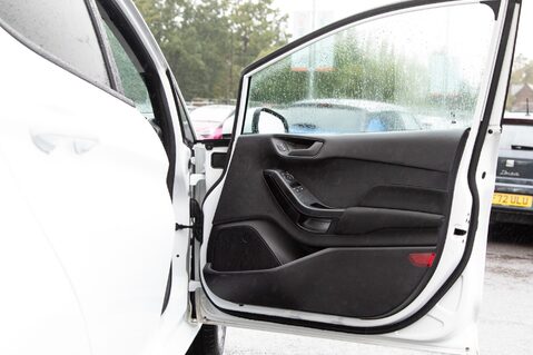 Ford Fiesta TREND 14