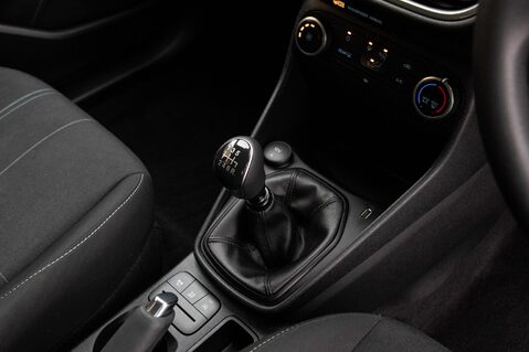 Ford Fiesta TREND 29