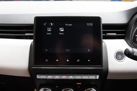 Renault Clio TECHNO TCE 26