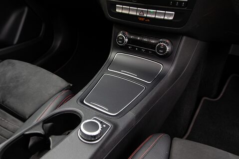 Mercedes-Benz B Class B 180 AMG LINE PREMIUM PLUS 41