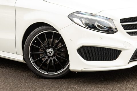 Mercedes-Benz B Class B 180 AMG LINE PREMIUM PLUS 10