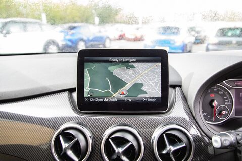 Mercedes-Benz B Class B 180 AMG LINE PREMIUM PLUS 29