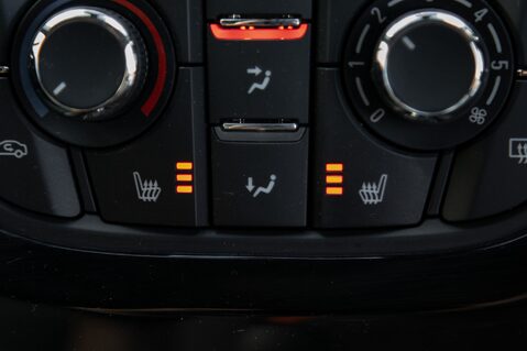 Vauxhall Astra GTC LIMITED EDITION S/S 31