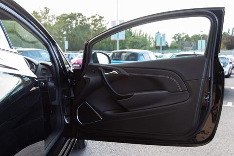 Vauxhall Astra GTC LIMITED EDITION S/S 14