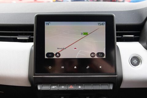 Renault Clio TECHNO TCE 24