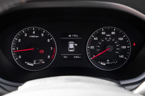 Hyundai i20 MPI PLAY 15
