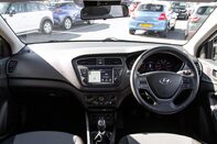 Hyundai i20 MPI PLAY 3