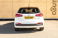 Hyundai i20 MPI PLAY 6