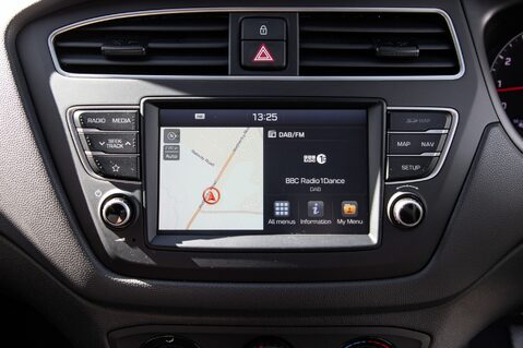 Hyundai i20 MPI PLAY 24