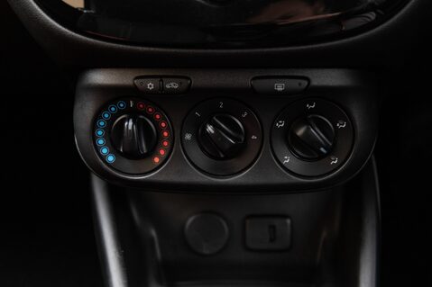 Vauxhall Corsa LIMITED EDITION S/S 28