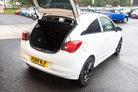 Vauxhall Corsa LIMITED EDITION S/S 31
