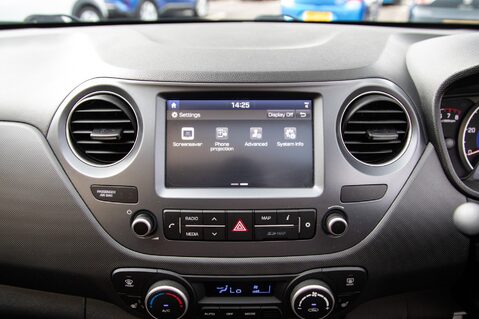 Hyundai i10 PREMIUM SE 29