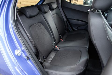 Hyundai i10 PREMIUM SE 36