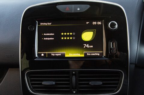 Renault Clio ICONIC TCE 27