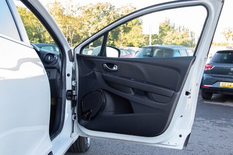 Renault Clio ICONIC TCE 14