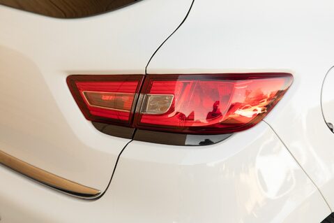 Renault Clio ICONIC TCE 9