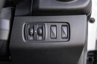 Renault Clio ICONIC TCE 17