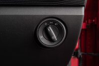 Volkswagen Up BLACK EDITION 16