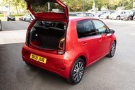 Volkswagen Up BLACK EDITION 30