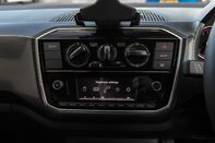 Volkswagen Up BLACK EDITION 25