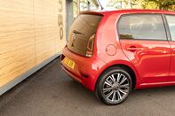 Volkswagen Up BLACK EDITION 8
