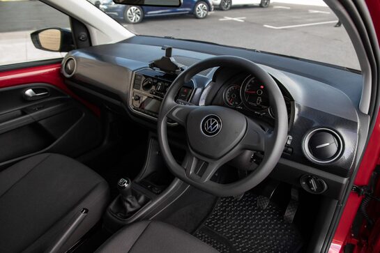Volkswagen Up BLACK EDITION