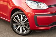 Volkswagen Up BLACK EDITION 11