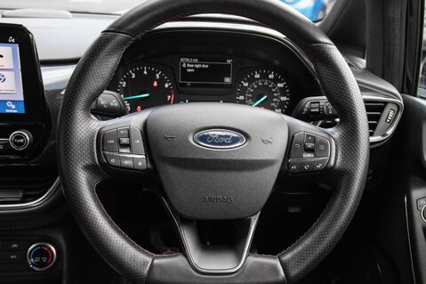 Ford Fiesta ST-LINE 20