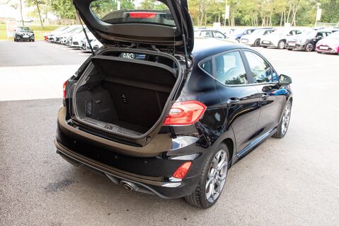 Ford Fiesta ST-LINE 31