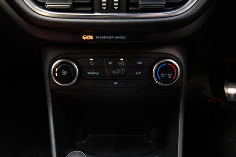 Ford Fiesta ST-LINE 29