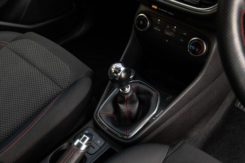 Ford Fiesta ST-LINE 28