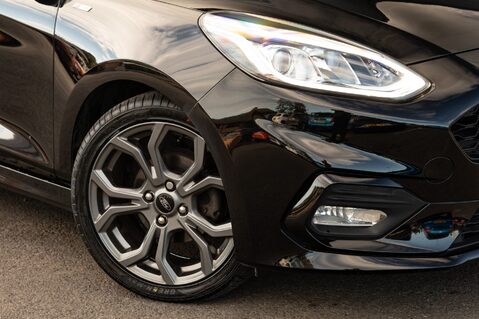 Ford Fiesta ST-LINE 11
