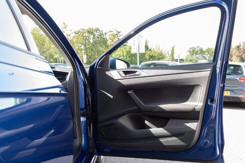 Volkswagen Polo SE TSI DSG 14