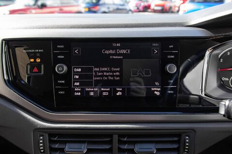 Volkswagen Polo SE TSI DSG 22