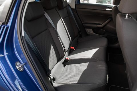 Volkswagen Polo SE TSI DSG 34