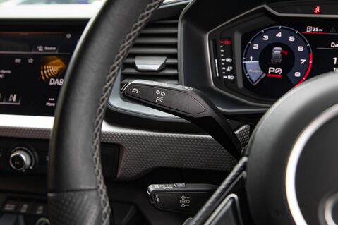 Audi A1 SPORTBACK TFSI S LINE 17